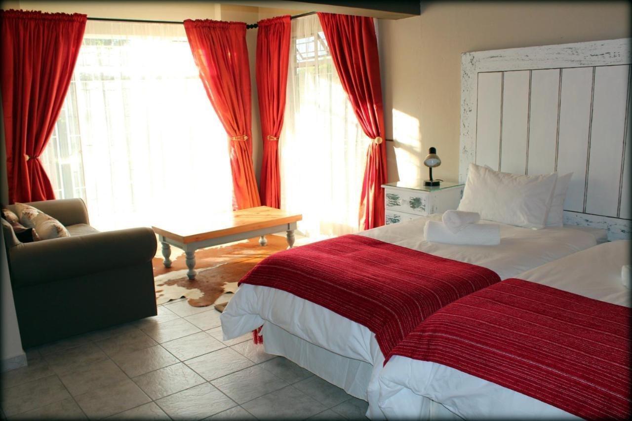 Aqua Terra Guest House ไลเดนเบิร์ก ภายนอก รูปภาพ